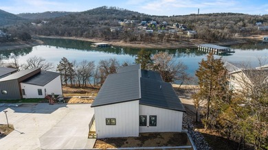 This home is just a short easy walk to the community's amenities - photo 3