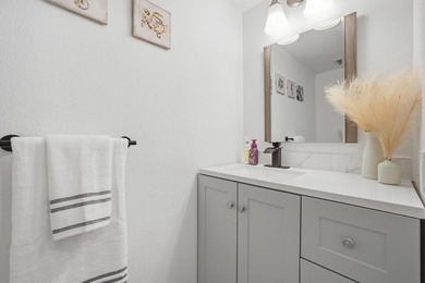 Welcome to 727 Balfour Dr, a spacious 3-bedroom, 1.5-bath - photo 13