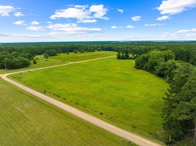 Experience the ultimate in privacy and tranquility with this - photo 25