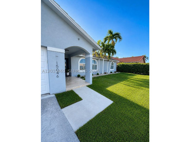 Beautifully maintained and move-in ready 3-bedroom, 2-bathroom - photo 3