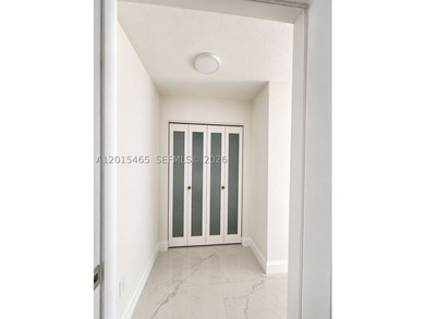 Beautifully maintained and move-in ready 3-bedroom, 2-bathroom - photo 8