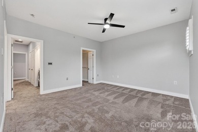 Stunning Corner Brownstone townhome with Expansive Rooftop - photo 12