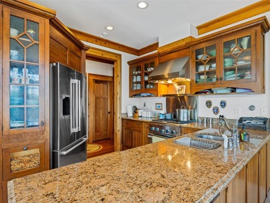 Best Mountain Views in Lake Toxaway! Experience refined mountain - photo 13