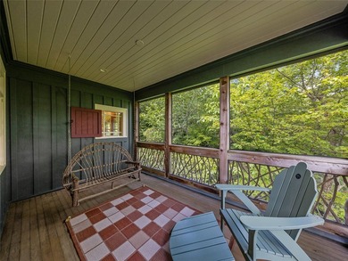 Best Mountain Views in Lake Toxaway! Experience refined mountain - photo 23