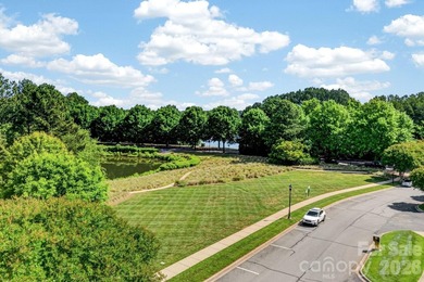 Stunning Corner Brownstone townhome with Expansive Rooftop - photo 29