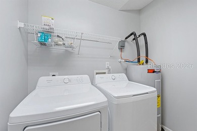 Welcome home to this beautiful 1,600-square-foot, single-level - photo 31