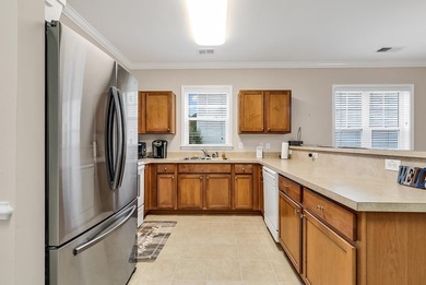 Welcome to your coastal retreat in the highly sought-after - photo 4