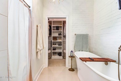 This home was the 2020 St Jude home built by Elliott Homes - photo 34