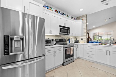 Totally Remodeled and Upgraded 2025/26. This spectacular - photo 9