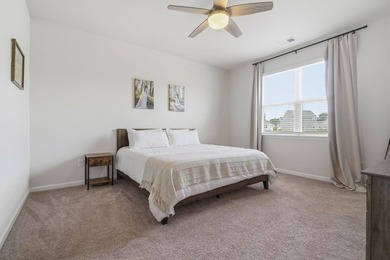 Welcome to easy, low-maintenance living in this beautifully - photo 14