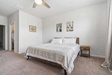 Welcome to easy, low-maintenance living in this beautifully - photo 15