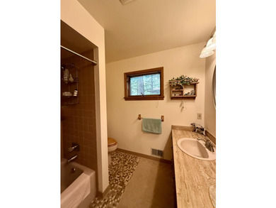 Dreaming of lakefront living? This comfortable ranch home with - photo 27