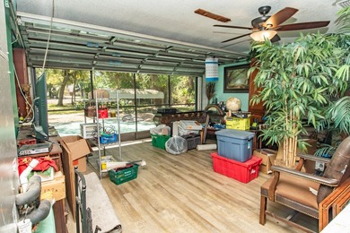 Exceptional 3 Bed/2 Bath home with situated on a generous 1 - photo 29