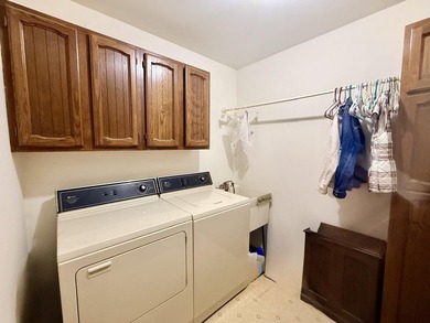 Dreaming of lakefront living? This comfortable ranch home with - photo 29