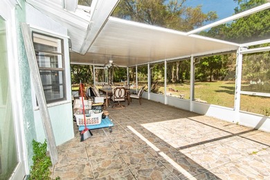 Exceptional 3 Bed/2 Bath home with situated on a generous 1 - photo 34