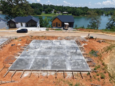 Lake Home For Sale in Jefferson City, Tennessee