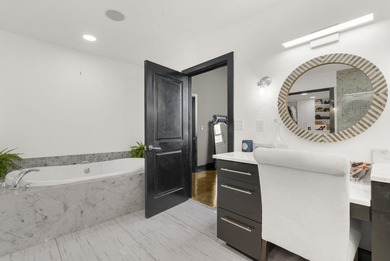 Experience the ultimate in modern luxury at 517 King Street Unit - photo 46