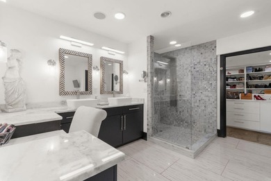 Experience the ultimate in modern luxury at 517 King Street Unit - photo 48