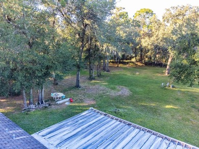 Exceptional 3 Bed/2 Bath home with situated on a generous 1 - photo 48