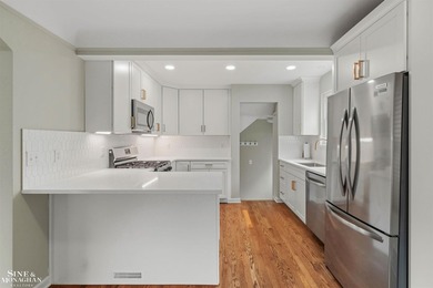 Welcome to 1602 Anita in the heart of Grosse Pointe Woods! This - photo 10