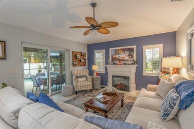 Welcome to this stunning 3-bedroom, 2-full-bath pool home - photo 9
