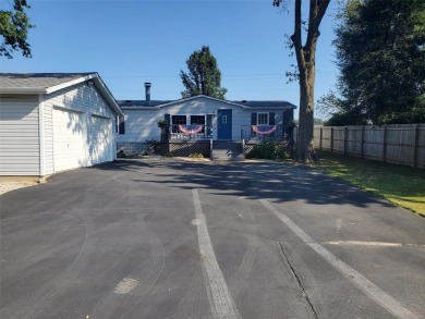 Lake Home For Sale in Carlyle, Illinois