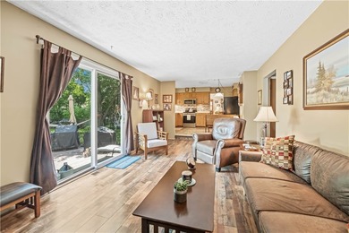 Meticulously maintained 4 bedroom and 2.5 bath split-level in - photo 15