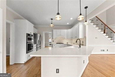 Welcome to this exceptional 6-bedroom, 4-bathroom home in the - photo 16