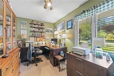 Meticulously maintained 4 bedroom and 2.5 bath split-level in - photo 17