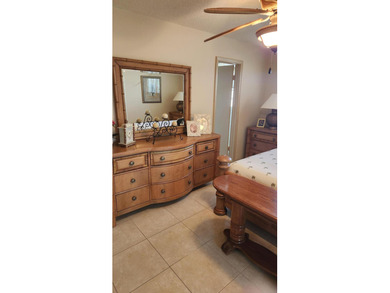Clean, Clean, Clean, 55+ age and totally upgraded and renovated - photo 21