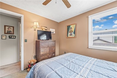 Meticulously maintained 4 bedroom and 2.5 bath split-level in - photo 24