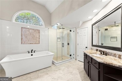 Welcome to this exceptional 6-bedroom, 4-bathroom home in the - photo 39