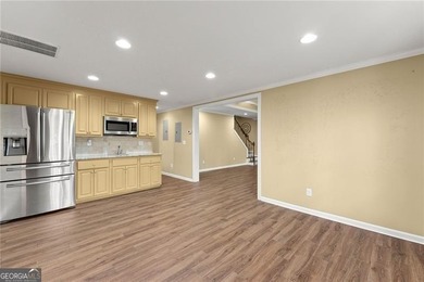 Welcome to this exceptional 6-bedroom, 4-bathroom home in the - photo 47