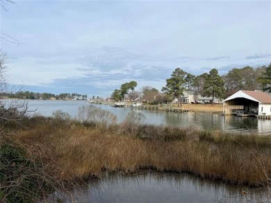 Chesapeake Bay - Stingray Point Lot For Sale in Deltaville Virginia