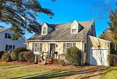 Elizabeth River Home For Sale in Norfolk Virginia