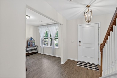 Seller offering $5K towards closing costs! Check out this - photo 6