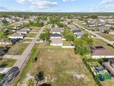 Exceptional opportunity to build your dream home or secure a - photo 8