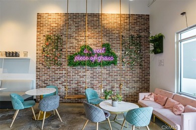 An amazing opportunity to own Whip x Banh Mi, a popular Modern - photo 13