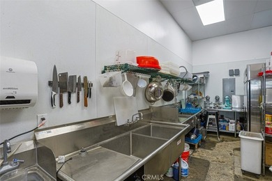 An amazing opportunity to own Whip x Banh Mi, a popular Modern - photo 16