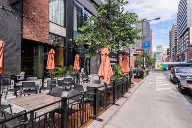 Stunning 1-bedroom, 1-bathroom condo located in the prestigious - photo 24