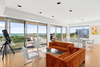 Set on an extraordinary 0.93-acre oceanfront parcel with 122 - photo 5