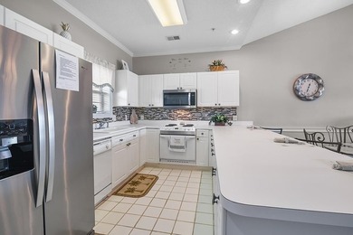 Welcome to this beautifully maintained 2-bedroom, 2-bathroom - photo 7