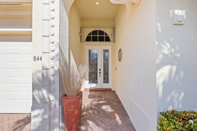 Welcome to your dream home in the prestigious Palm Cove Golf & - photo 7