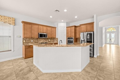 Welcome to your dream home in the prestigious Palm Cove Golf & - photo 10