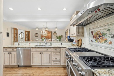 There are homes that present beautifully in photographs, and - photo 9