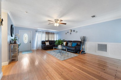 Welcome to your dream home near beautiful Lake Osborne! This - photo 5