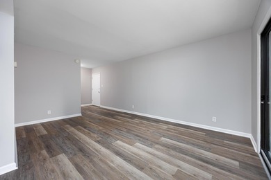 Discover easy coastal living in this beautifully renovated - photo 6