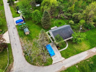 Enjoy year round living in this 940 sq.ft. gem, that has been - photo 3