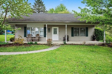Enjoy year round living in this 940 sq.ft. gem, that has been - photo 8
