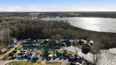 Welcome to effortless lake living on beautiful Big Barbee Lake - photo 7